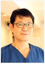 院長　窪田友亮